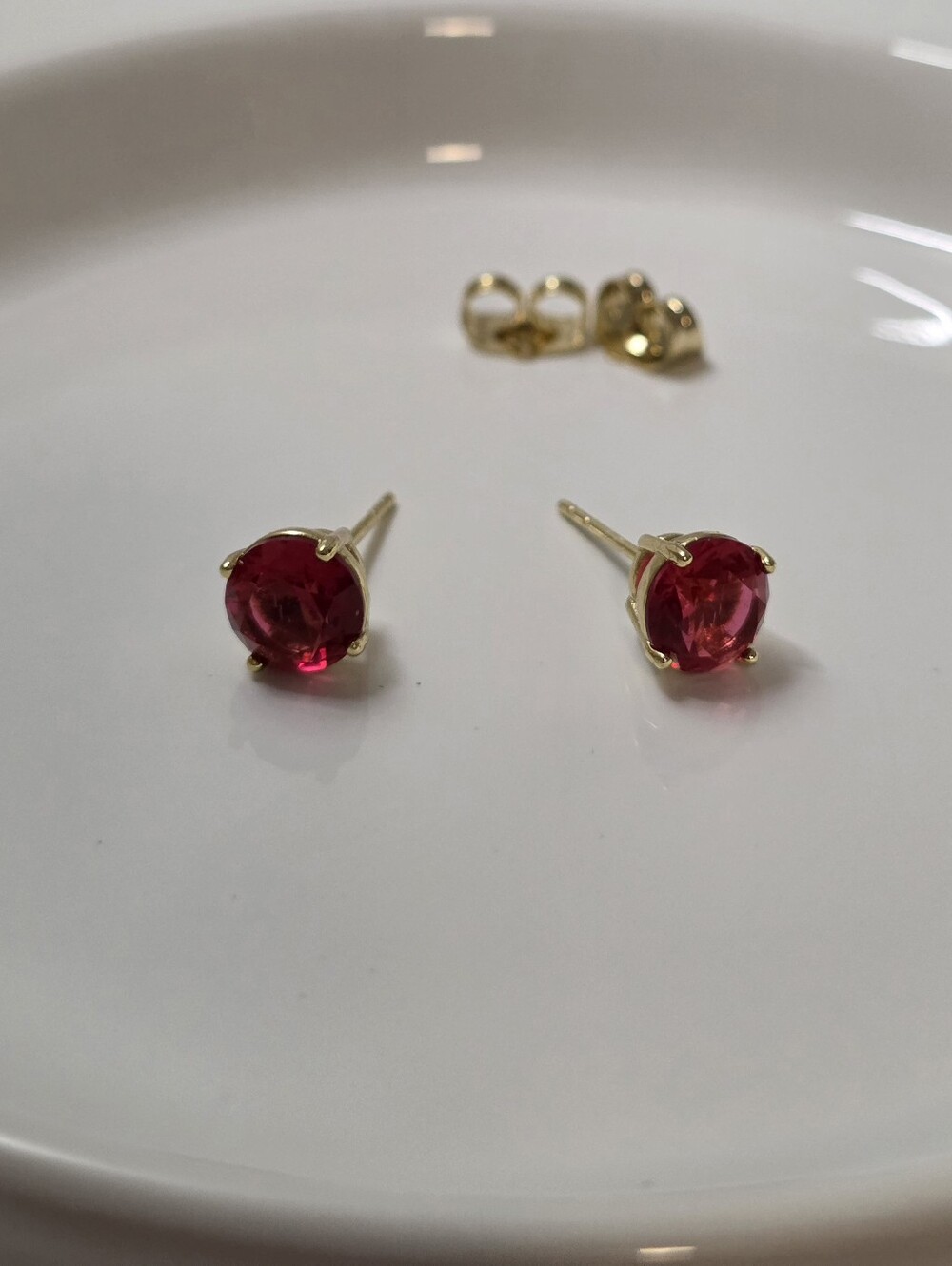 Red Crystal Med Earring